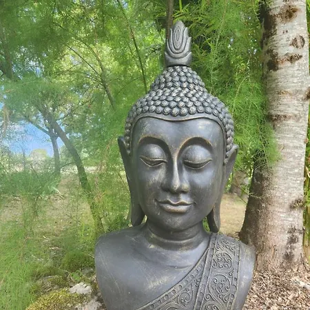 Hotel The At Chateau Joncasses Near Cahors, France