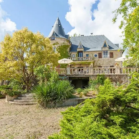 Hotel The At Chateau Joncasses Near Cahors, France