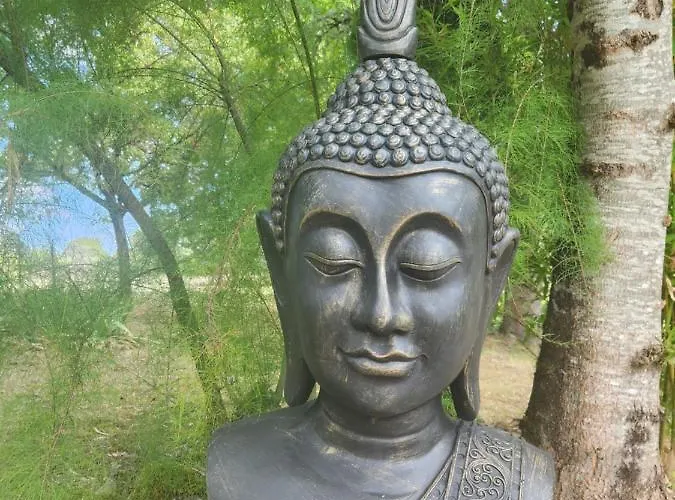 Hotel The At Chateau Joncasses Near Cahors, France