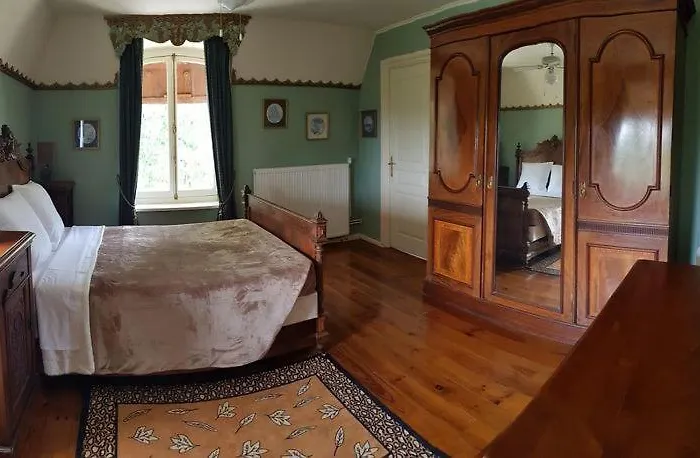 Hotel The At Chateau Joncasses Near Cahors, France *