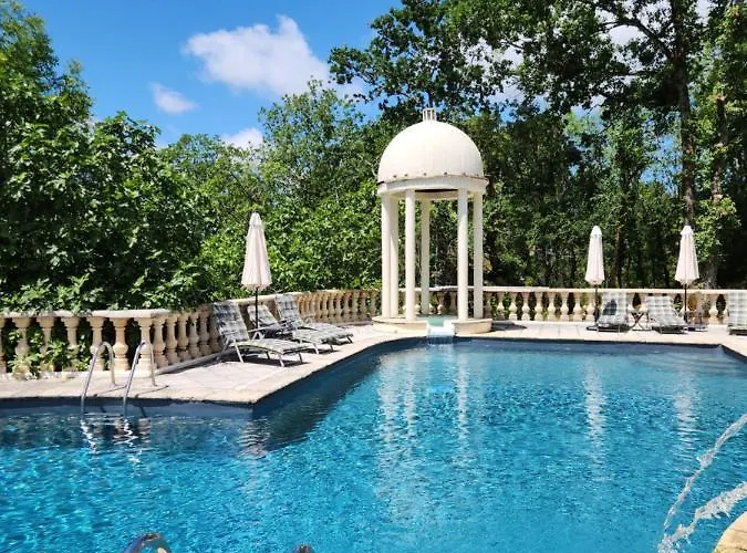 Hotel The At Chateau Joncasses Near Cahors, France *